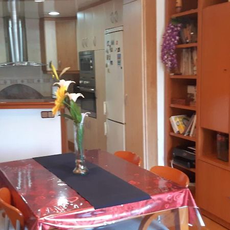 Precioso!! Apartamento En El Centro De Sabadell Apartman Kültér fotó